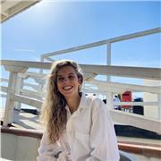 Stuendessa di medicina offre ripetizioni a studenti delle medie e superiori